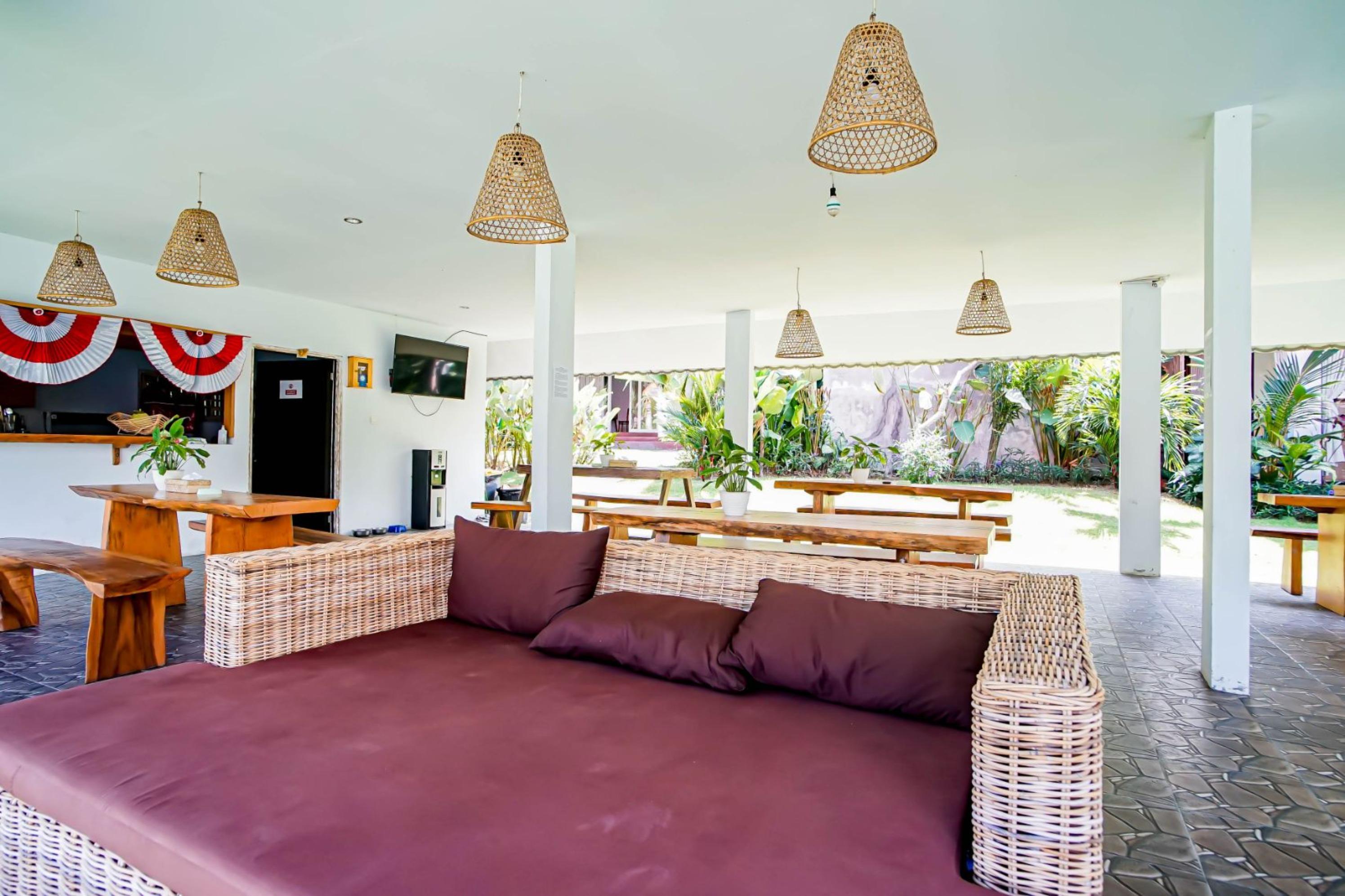 Agung Wiwin Homestay & Restaurant Mengwi Esterno foto