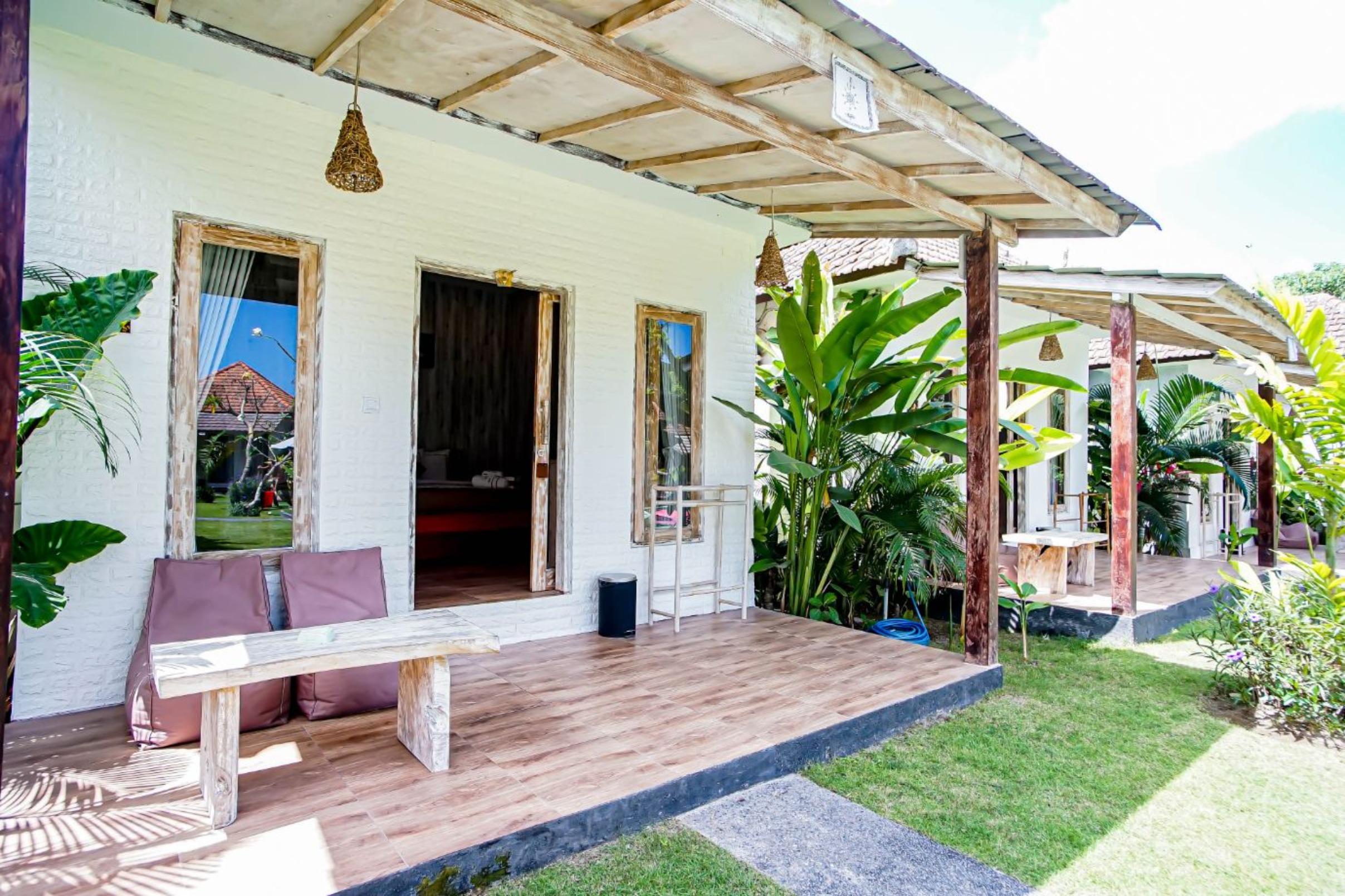 Agung Wiwin Homestay & Restaurant Mengwi Esterno foto