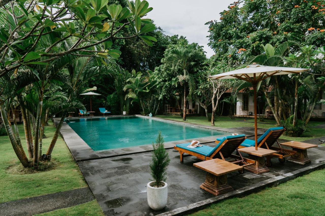 Agung Wiwin Homestay & Restaurant Mengwi Esterno foto