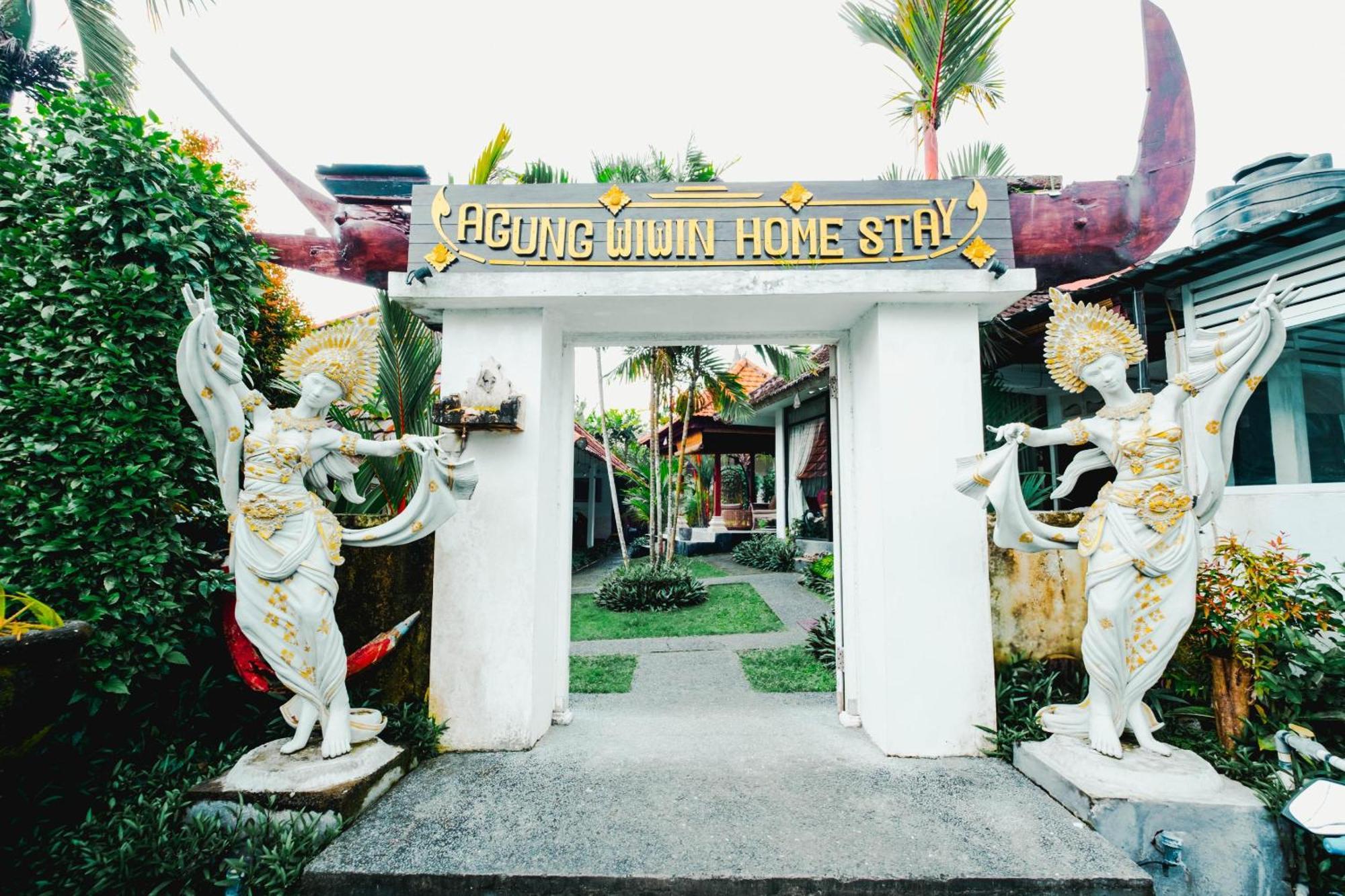 Agung Wiwin Homestay & Restaurant Mengwi Esterno foto